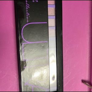 15 Eyeshadow